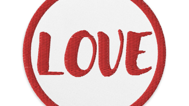 LOVE in "Modern Love" Embroidered patches Denim and Patches
